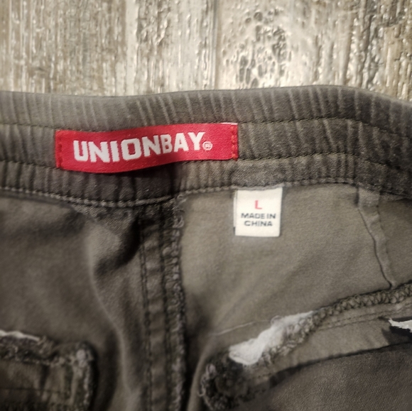 Unionbay Women’s Drawstring Shorts – Size Large – Brown/Gray - Picture 4 of 6